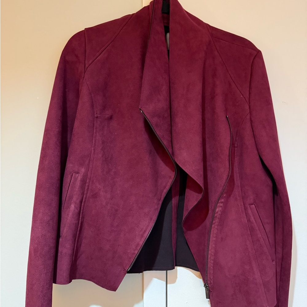 NWOT Kut from the Kloth Burgundy Blazer Cascade Front - Picture 2 of 6